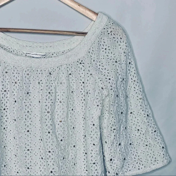 Diane Von Furstenburg Elisabetta Eyelet Top Size 6 - Picture 1 of 6